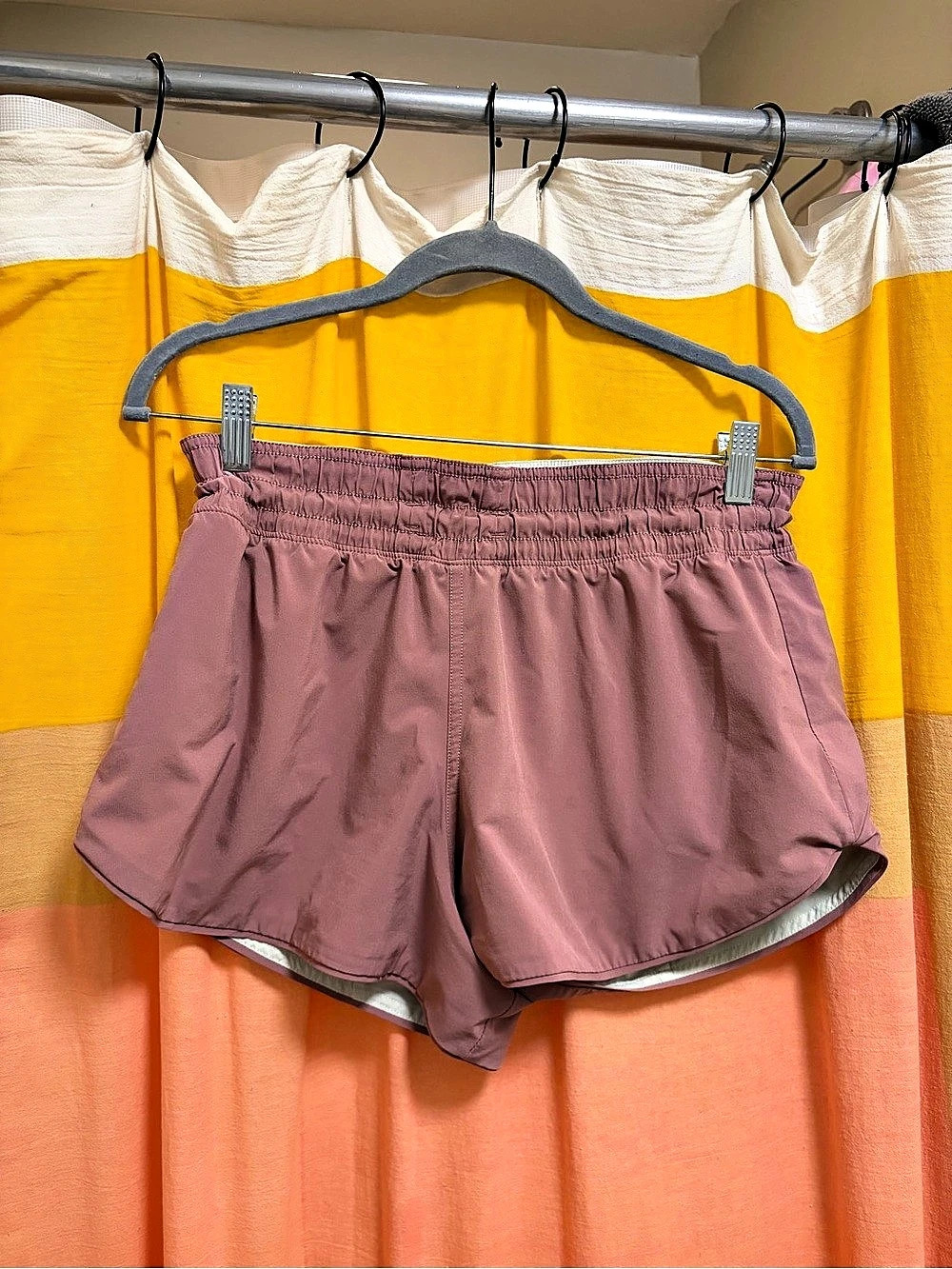 lululemon Choose a Side Short *Reversible 3" Pink & Cream